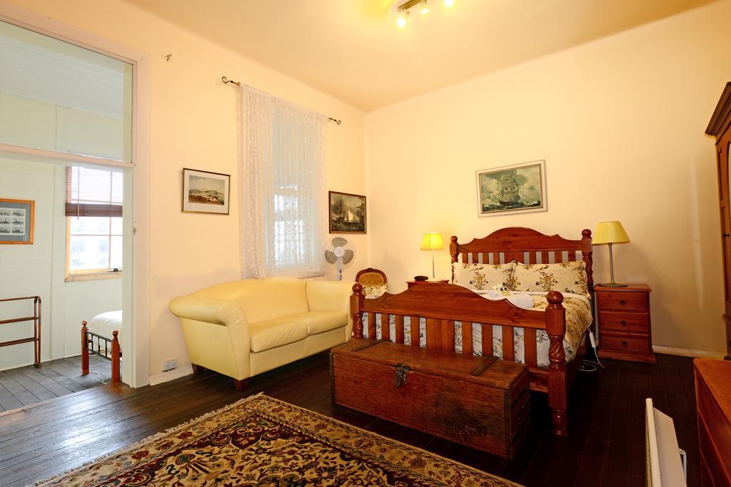 Edinburgh Gallery Bed & Breakfast Hobart Eksteriør billede