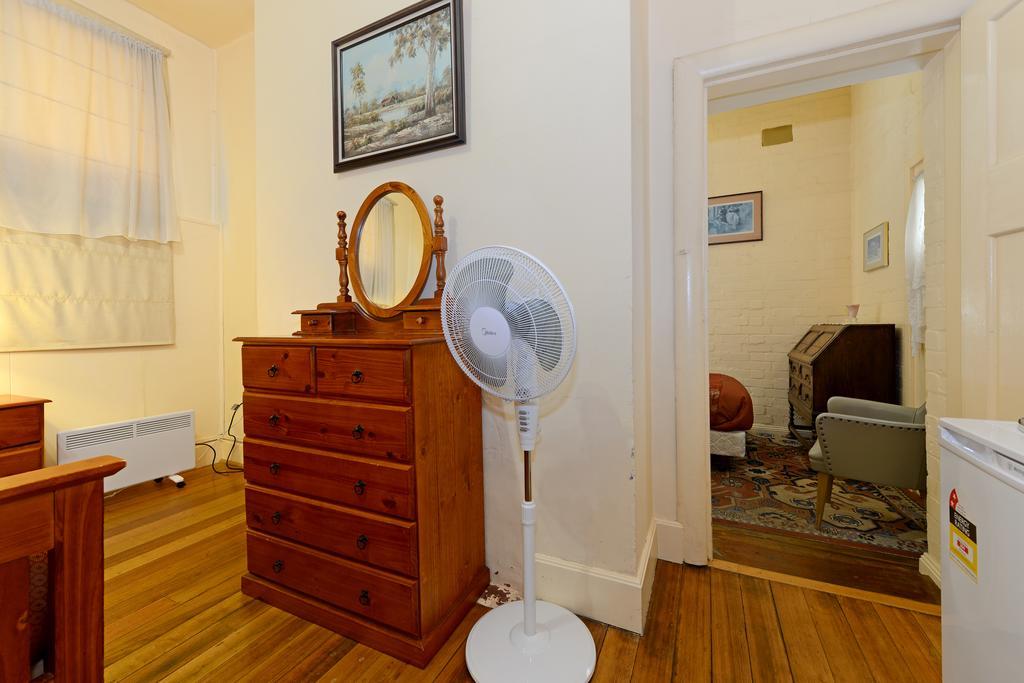 Edinburgh Gallery Bed & Breakfast Hobart Eksteriør billede