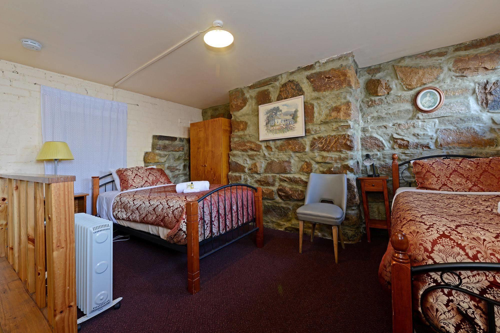 Edinburgh Gallery Bed & Breakfast Hobart Eksteriør billede