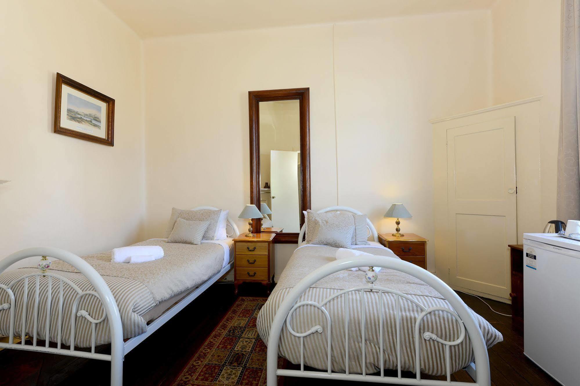Edinburgh Gallery Bed & Breakfast Hobart Eksteriør billede